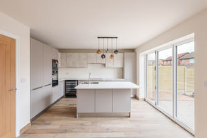 Photo 17- click for photo gallery